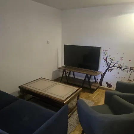 F3 Au Rdc Maison, Nature Et Proche Paris *